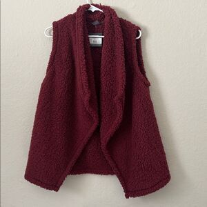 NWT Eddie Bauer Women's Maroon Sherpa Vest in Size M